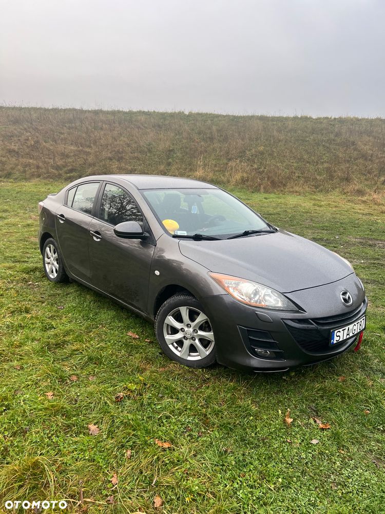 Mazda 3 - 10