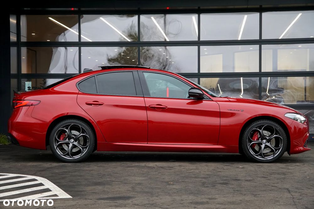Alfa Romeo Giulia 2.0 Turbo 16V AT8-Q4 Veloce Ti - 7