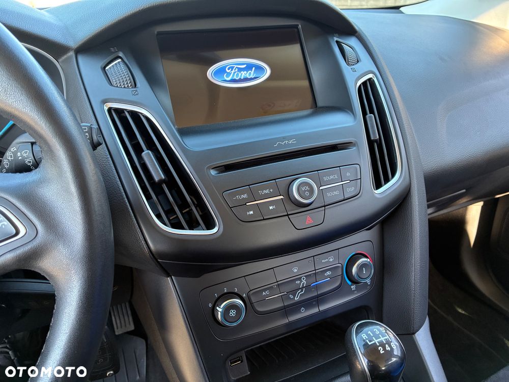 Ford Focus - 13