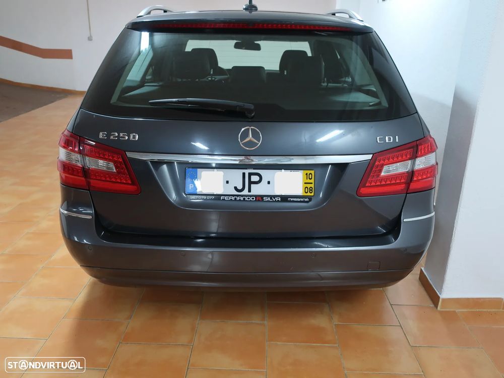 Mercedes-Benz E 250 CDi Elegance BlueEfficiency - 11