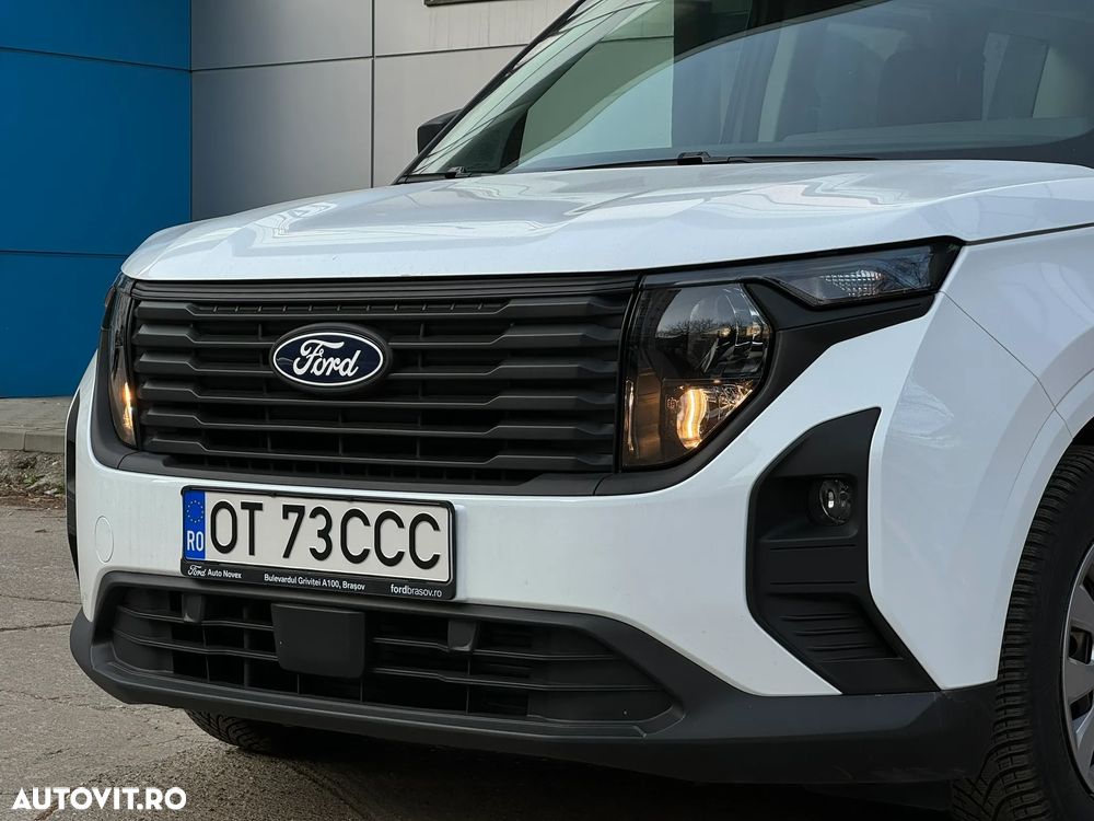 Ford Tourneo Courier 1.0 EcoBoost Trend - 11