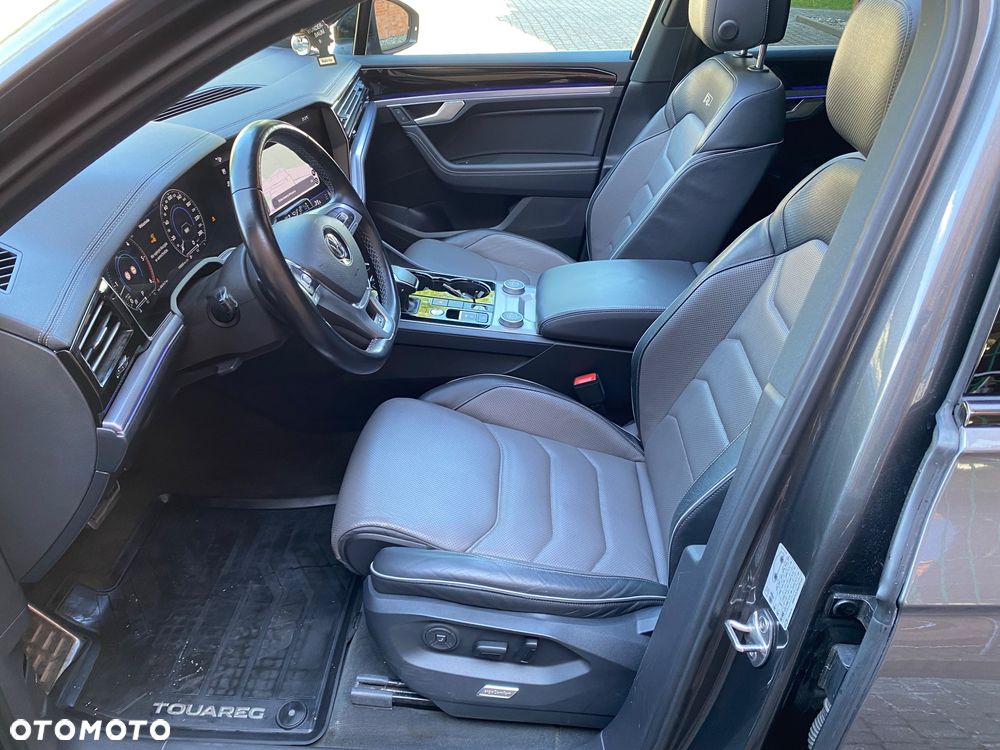Volkswagen Touareg 3.0 V6 TDI SCR 4Mot R-Line - 26