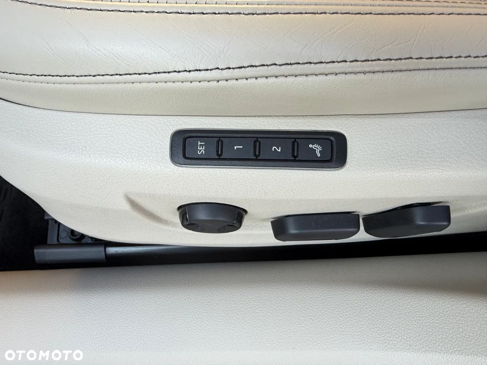 Skoda Superb 2.0 TSI 4x4 L&K DSG - 6