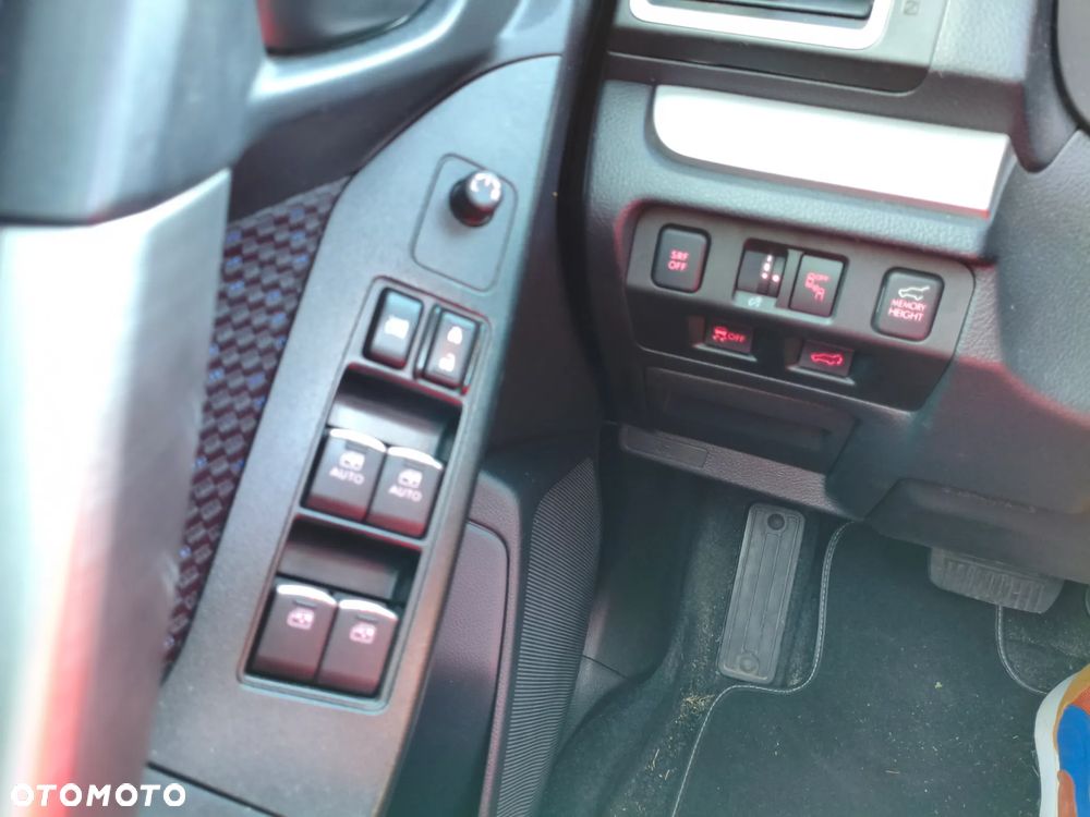Subaru Forester 2.5 X Premium - 17