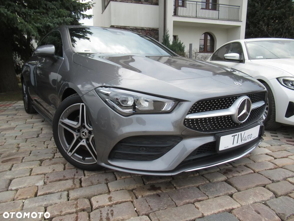 Mercedes-Benz CLA 200 AMG Line 7G-DCT - 1