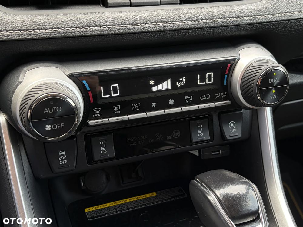 Toyota RAV4 - 30