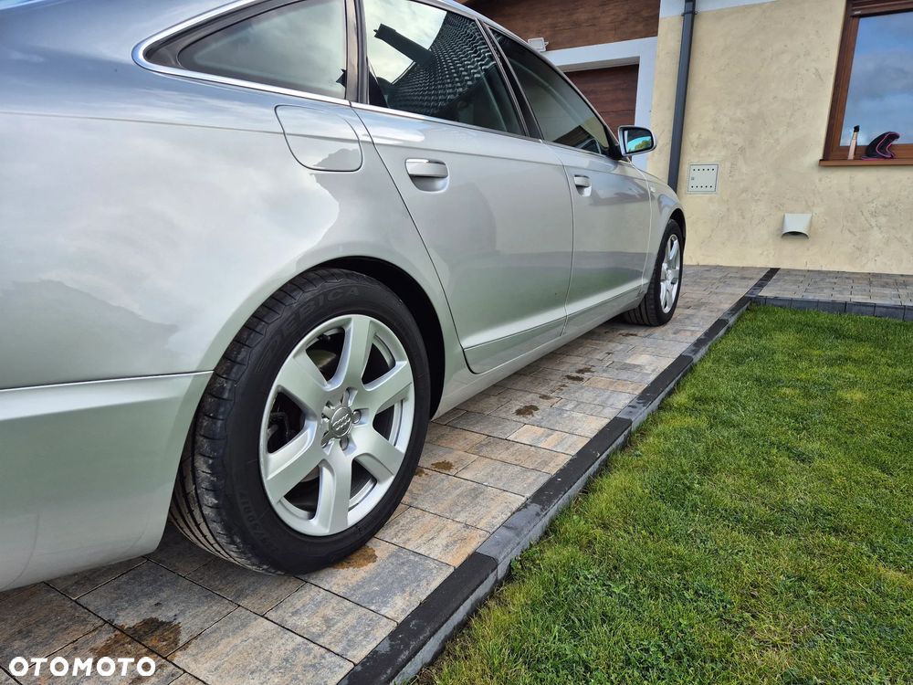 Audi A6 - 4