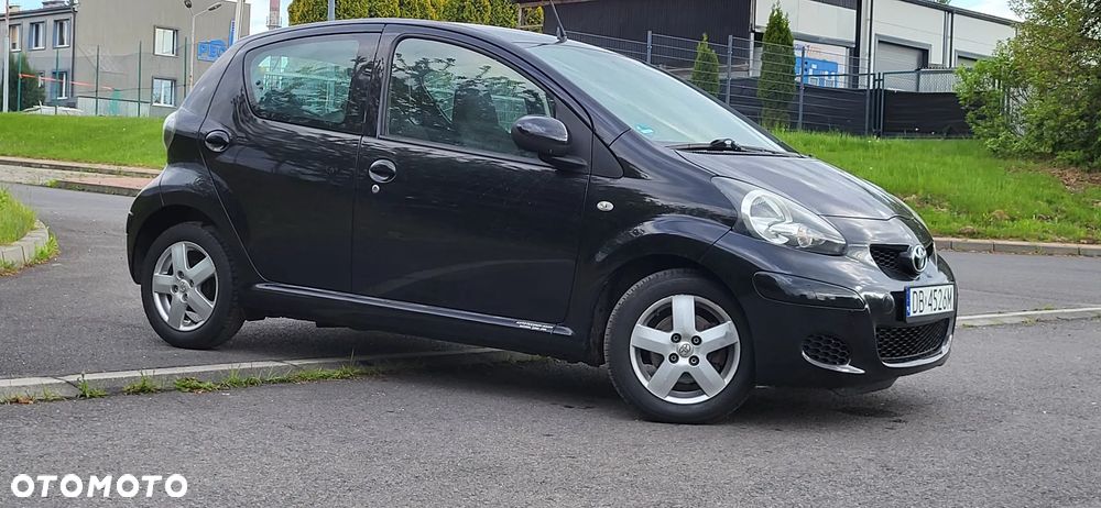 Toyota Aygo City - 3