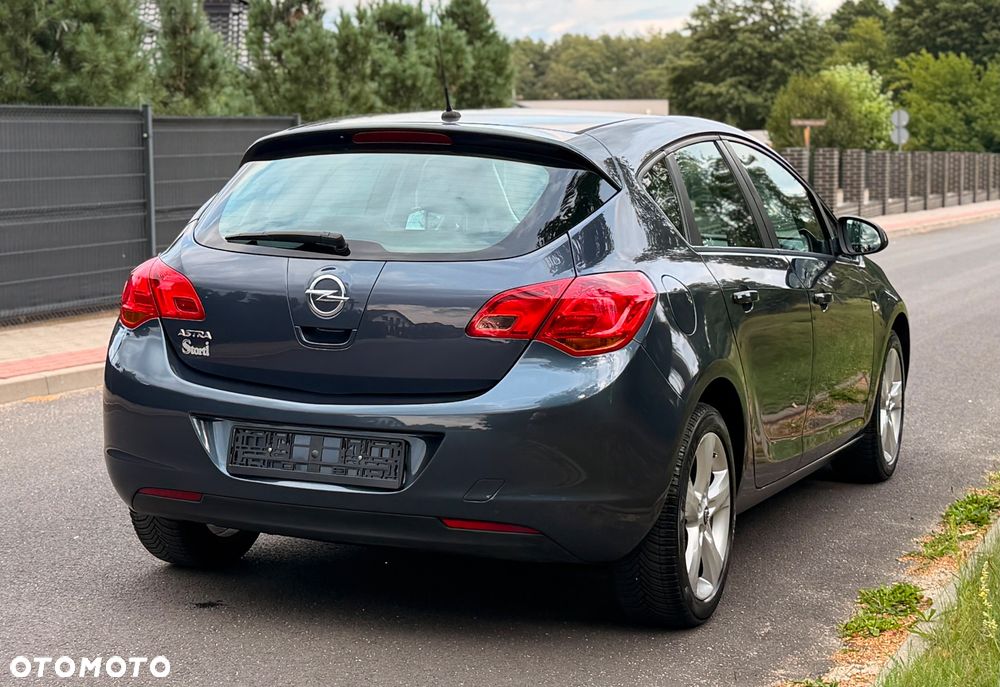 Opel Astra 1.4 ecoFLEX - 7