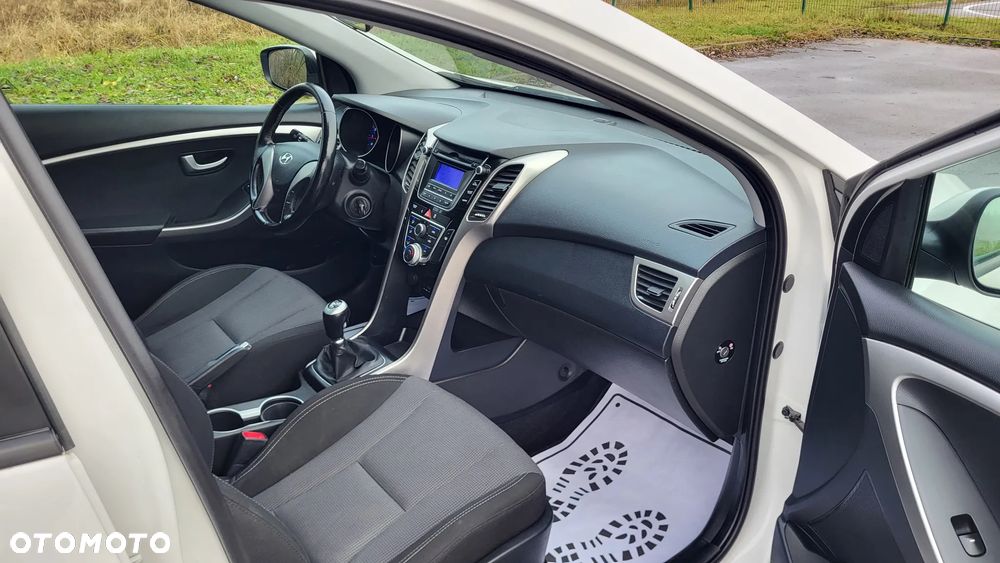 Hyundai i30 i30cw 1.4 Advantage - 20