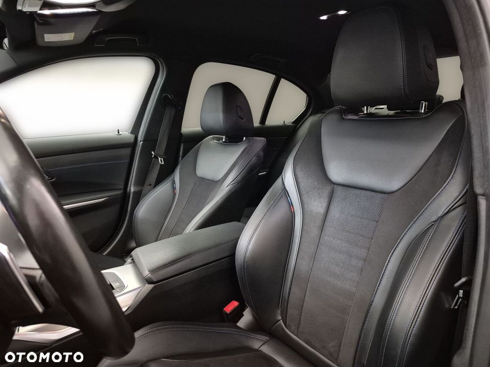 BMW Seria 3 320d xDrive mHEV M Sport sport - 13