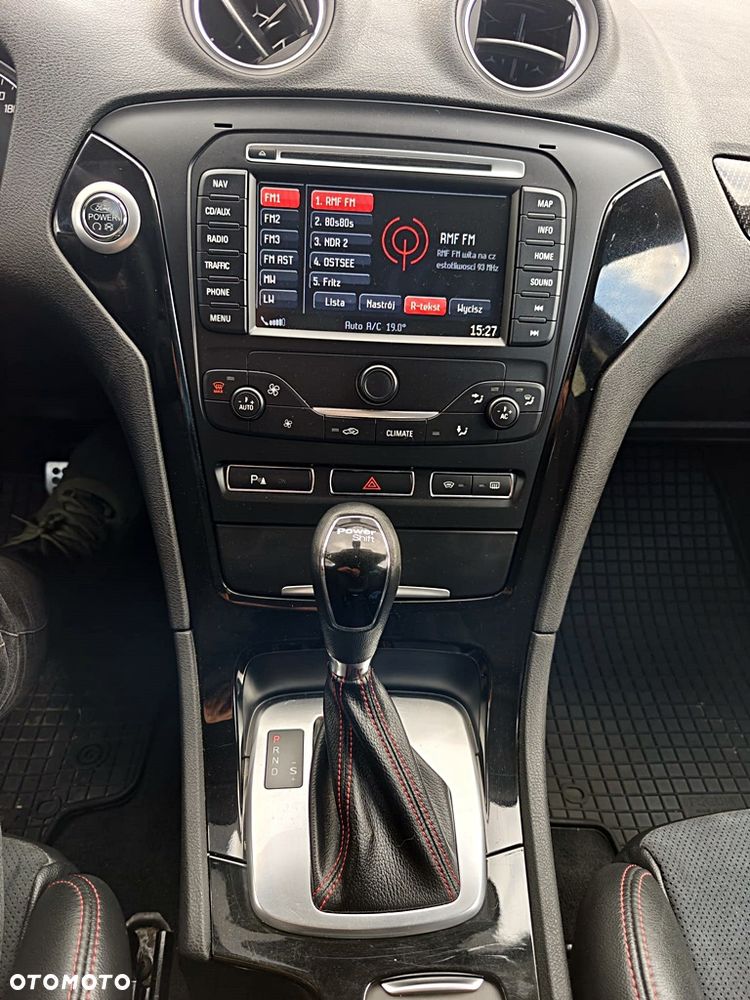 Ford Mondeo 2.0 EcoBoost Titanium S - 24