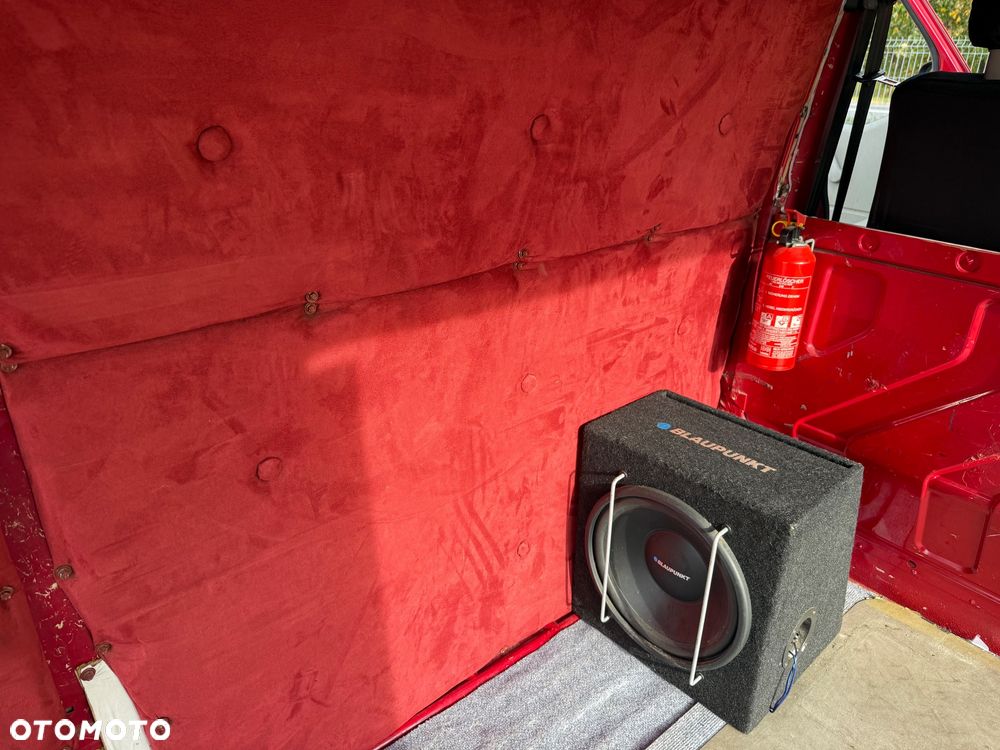 Volkswagen Transporter - 15