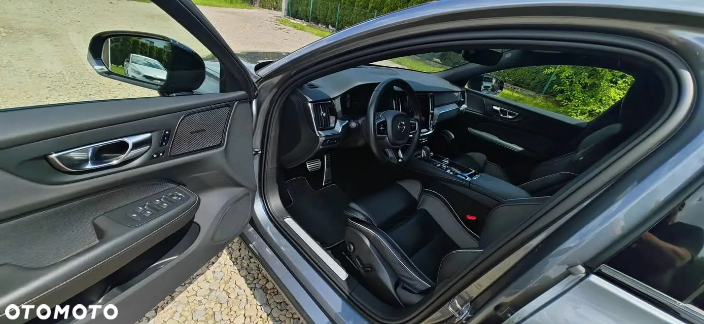 Volvo V60 T8 AWD Plug-In Hybrid Polestar Engineered - 15