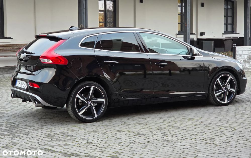 Volvo V40 D3 Drive-E R-Design Momentum - 14
