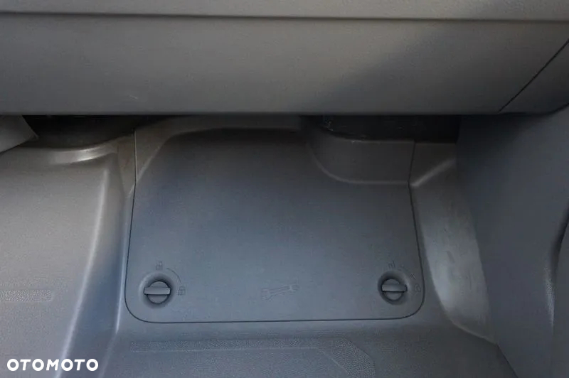 Volkswagen CRAFTER MAXI LONG AUTOMAT DSG8 2.0TDI 177KM Salon Polska - 33