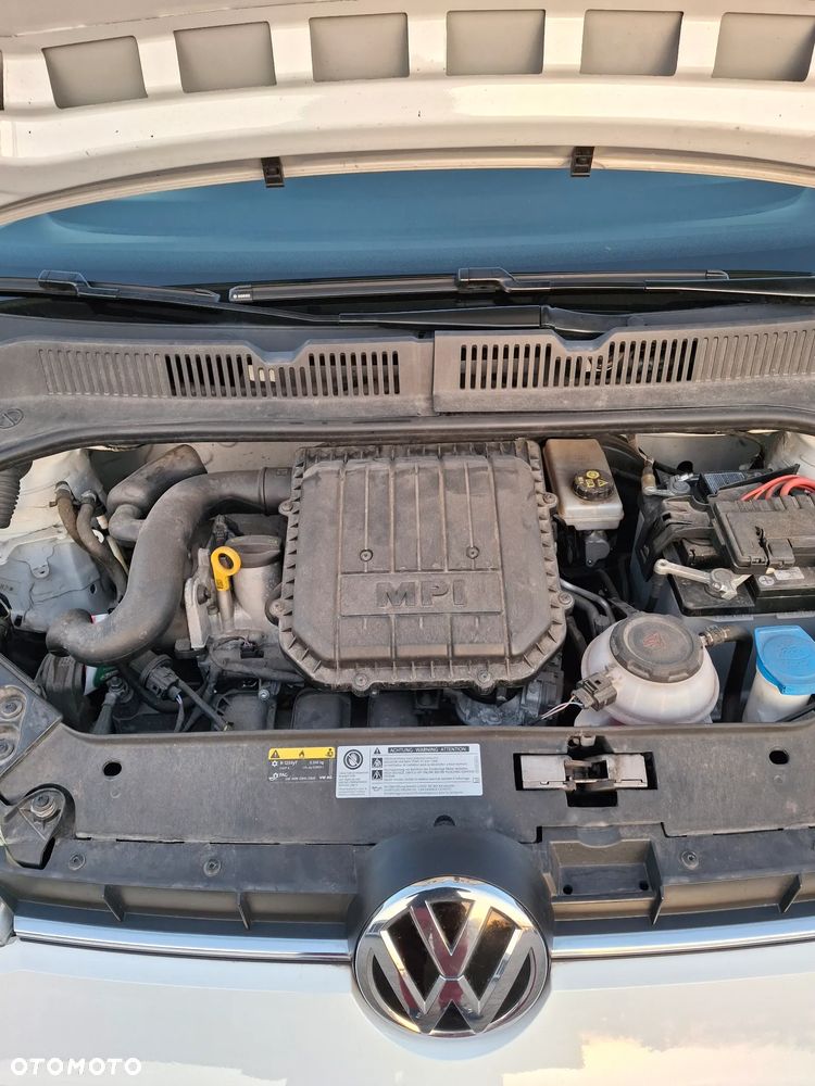 Volkswagen up! Standard - 13