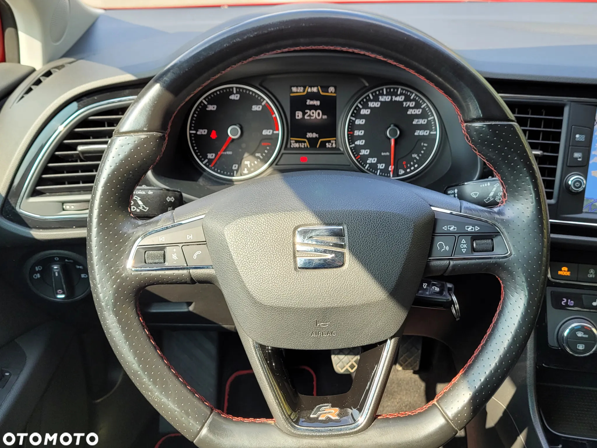 Seat Leon Sportstourer 2.0 TDI FR Plus - 25