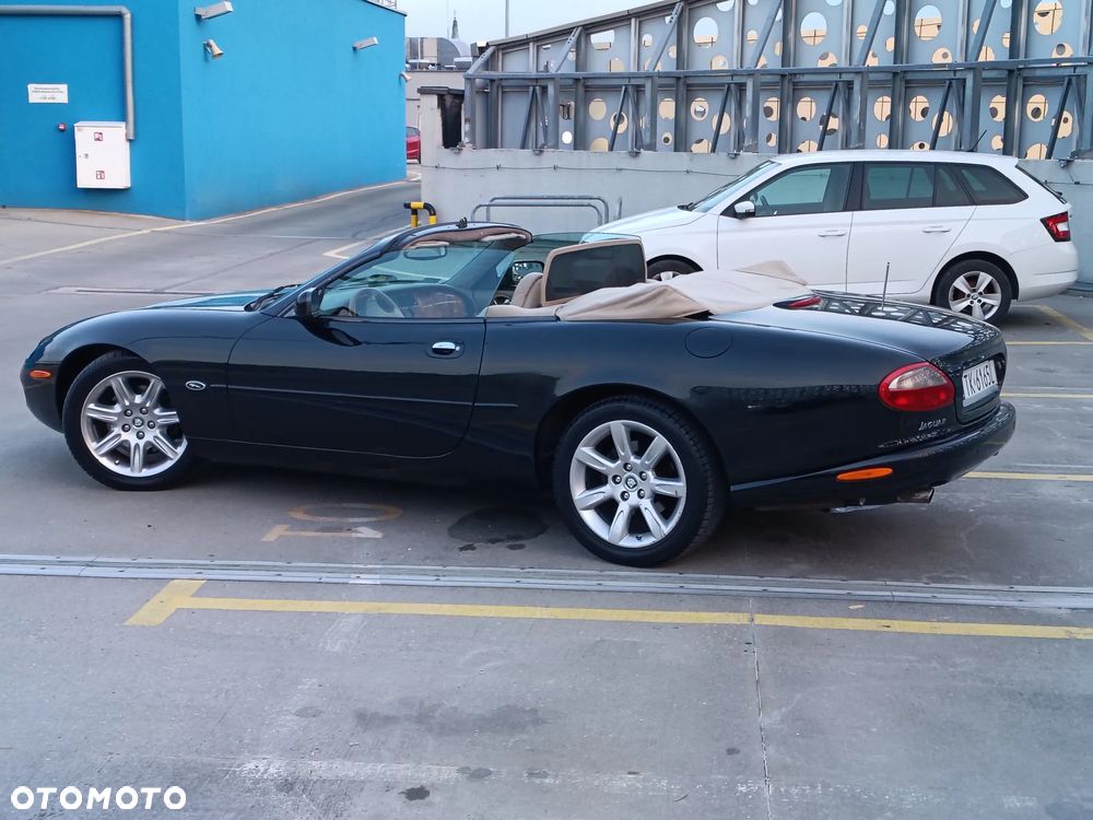Jaguar XK8 - 3