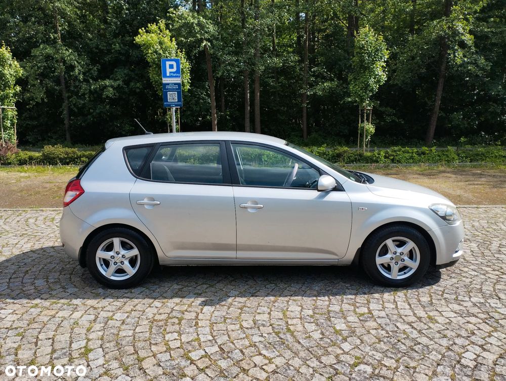 Kia Ceed 1.6 Crdi Comfort + - 13