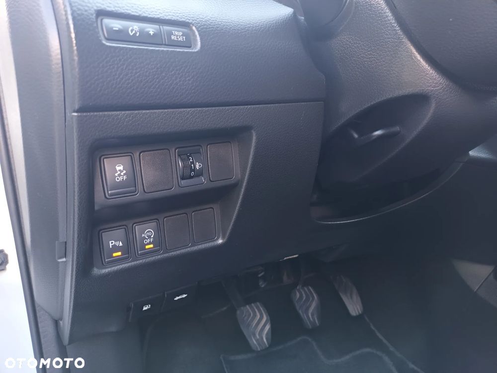 Nissan Qashqai 1.6 DCi N-Tec EU6 - 16
