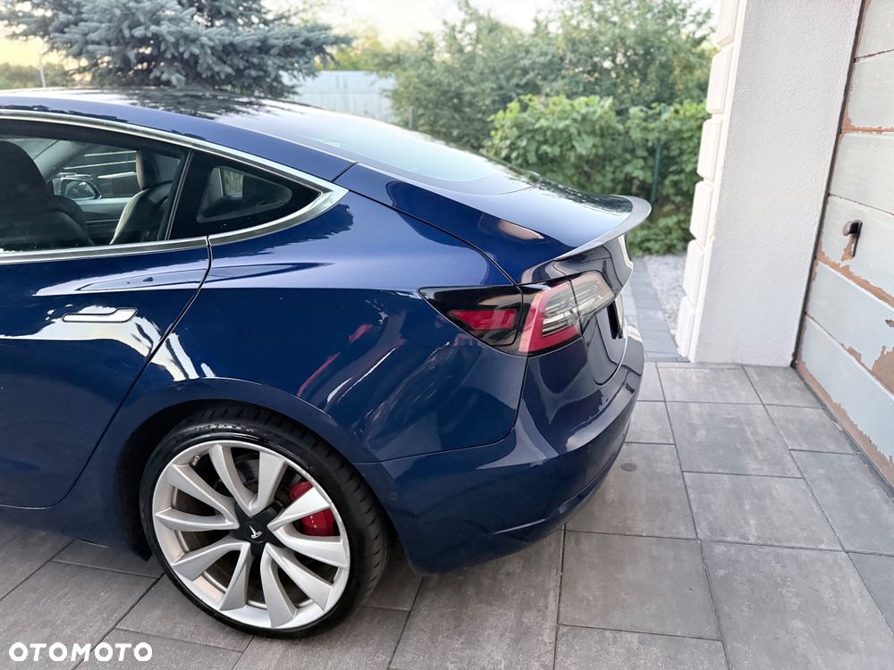 Tesla Model S 90D Allradantrieb Performance - 8