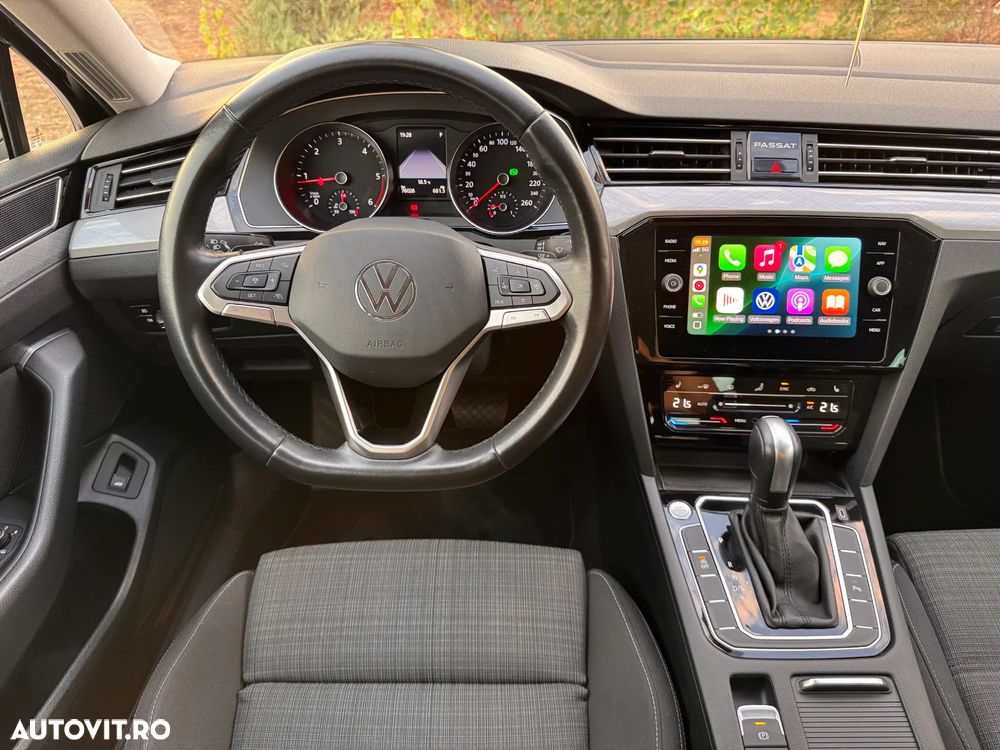 Volkswagen Passat - 22