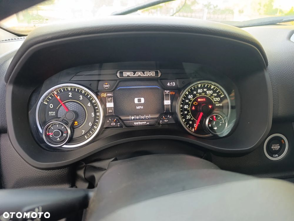 RAM 1500 - 21