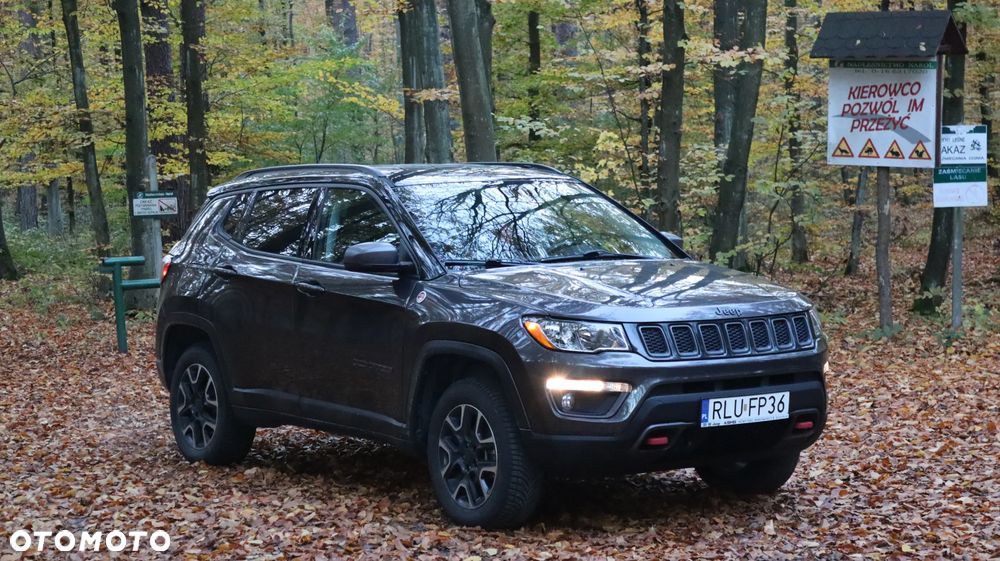 Jeep Compass - 12