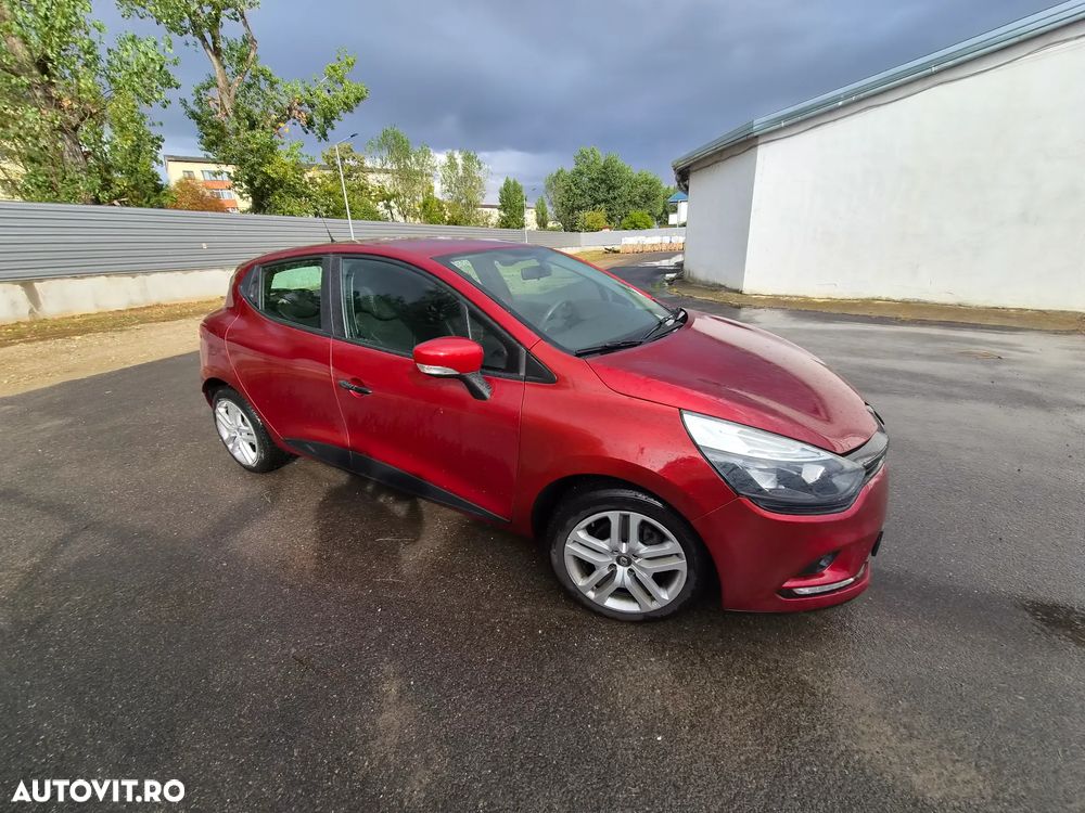 Renault Clio - 8