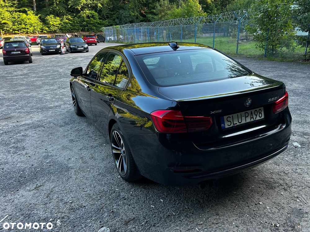 BMW Seria 3 328i xDrive - 9