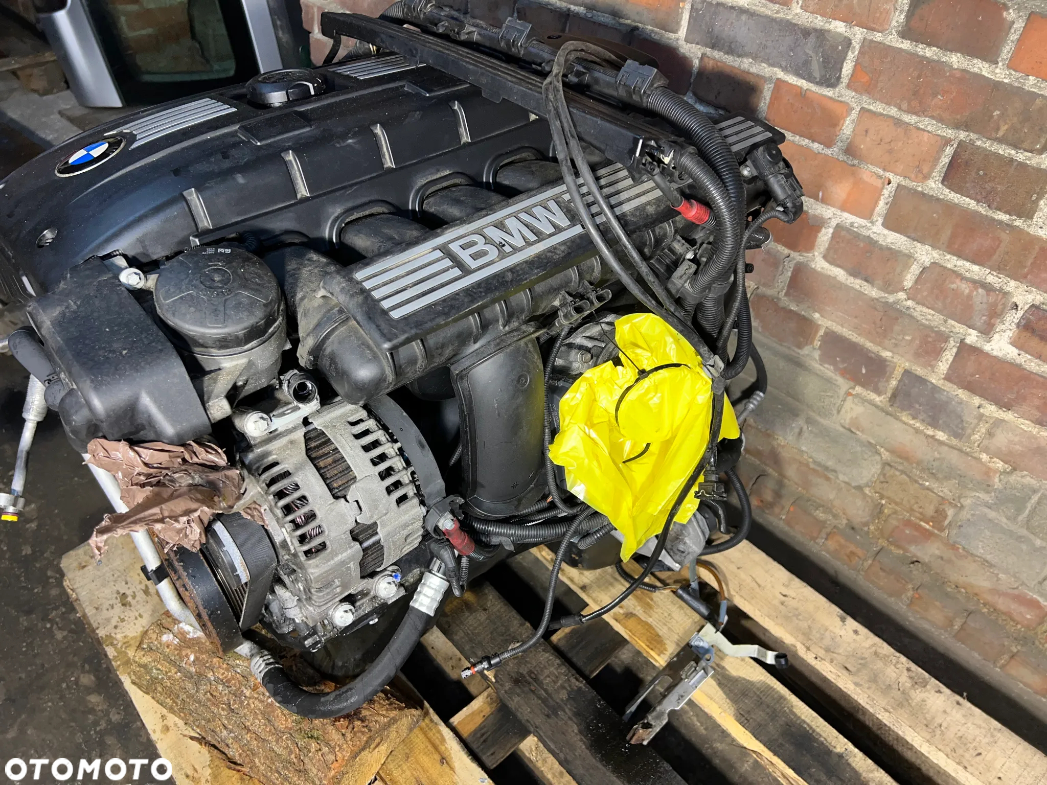 BMW E60 E90 E91 E92 E93 F10 F11  SILNIK N53B30A 195tys km    KOMPLETNY Z WTRYSKAMI INDEKS 09 - 10