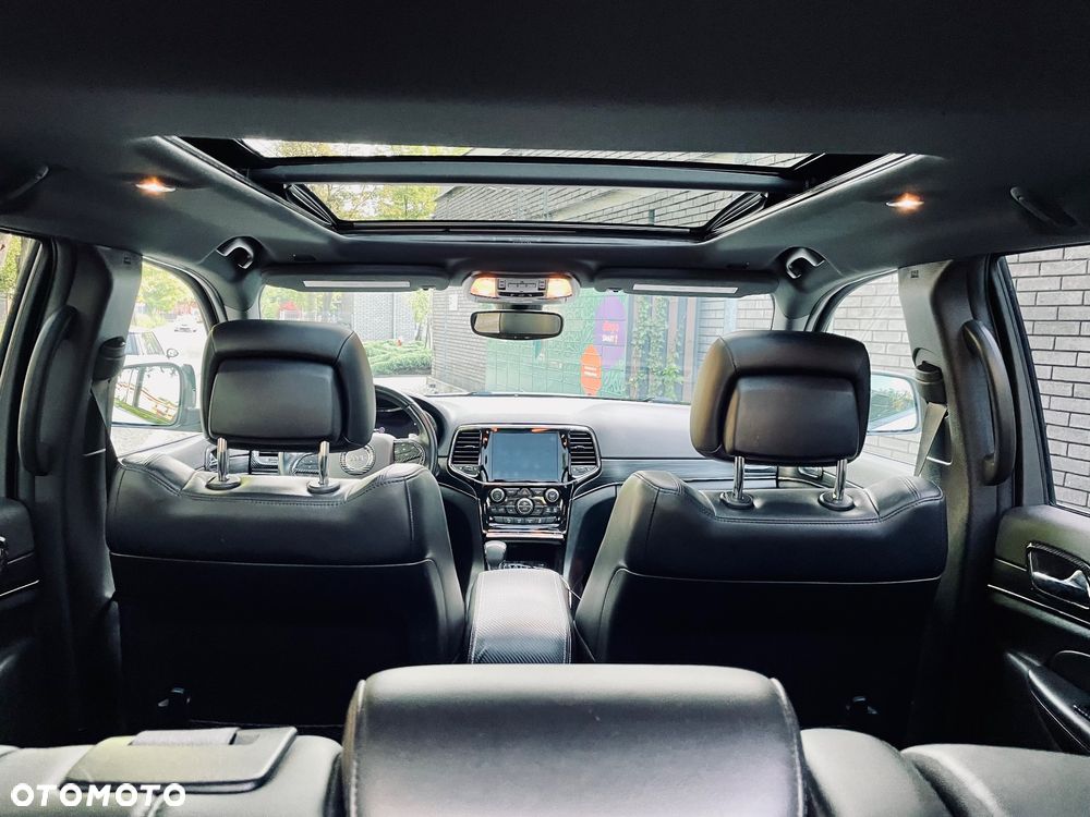 Jeep Grand Cherokee - 8