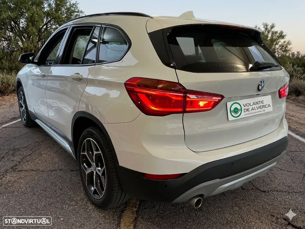 BMW X1 16 d sDrive Auto xLine - 2