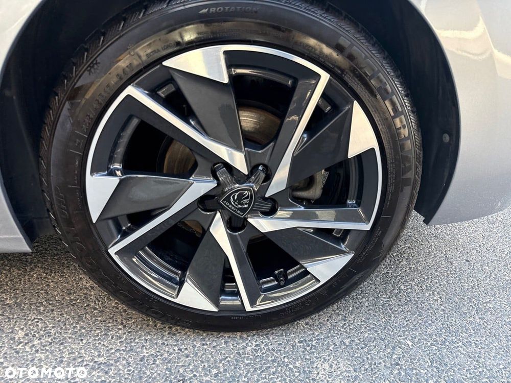 Peugeot 308 1.2 PureTech Allure S&S EAT8 - 12
