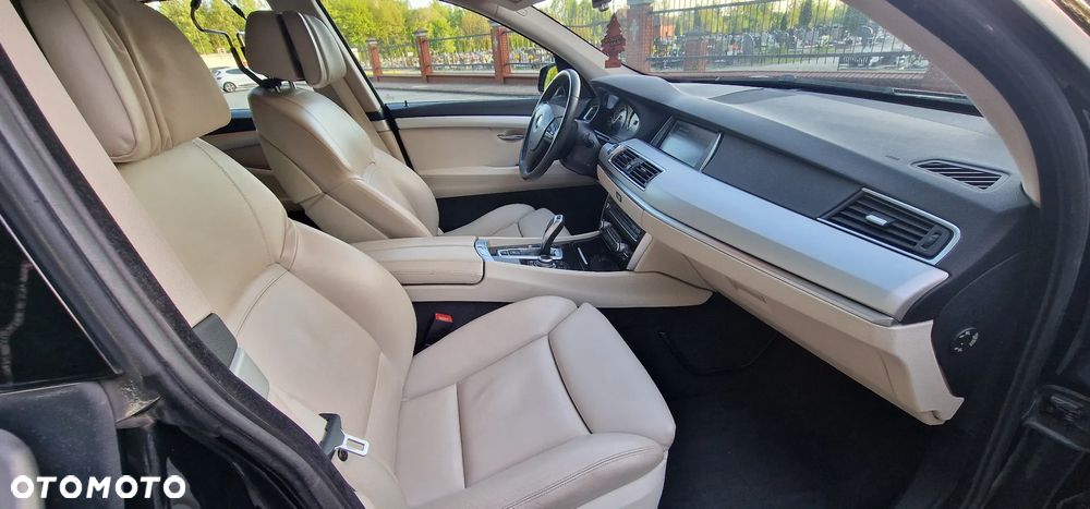 BMW 5GT - 18