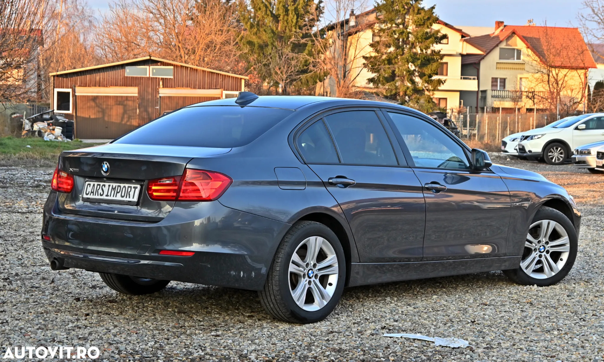 BMW Seria 3 320d xDrive Sport Line - 4
