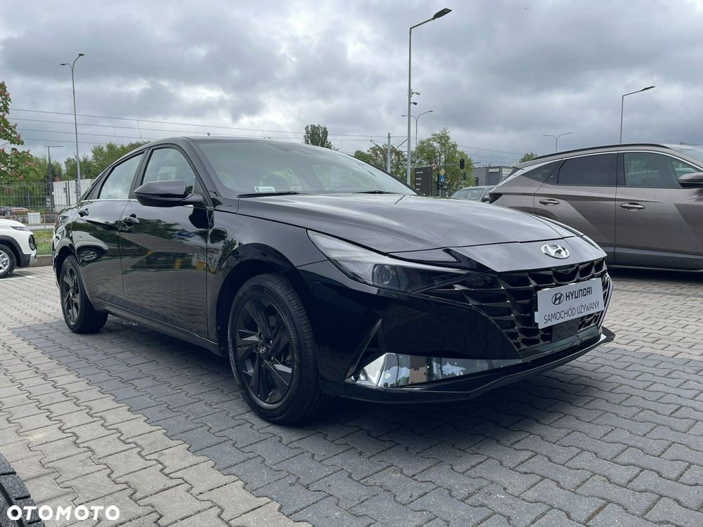 Hyundai Elantra - 7