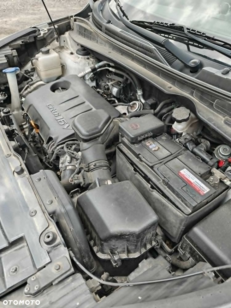 Hyundai ix35 1.7 CRDi Premium 2WD - 17