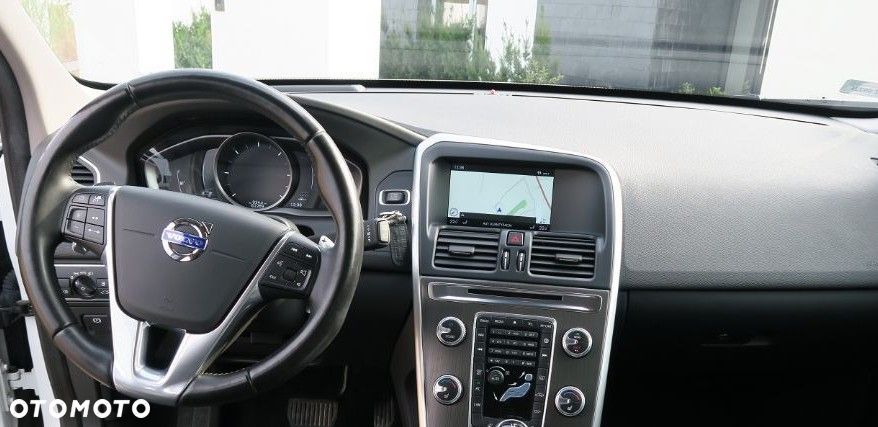 Volvo XC 60 D4 Drive-E Momentum - 21