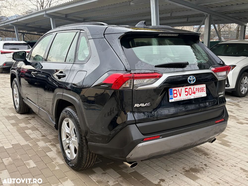 Toyota RAV4 - 3