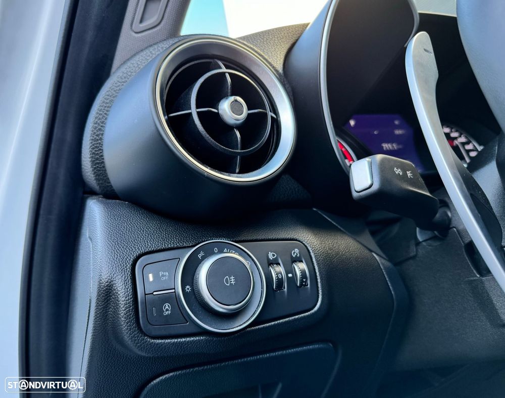 Alfa Romeo Giulia 2.2 D Veloce Q4 AT8 - 17