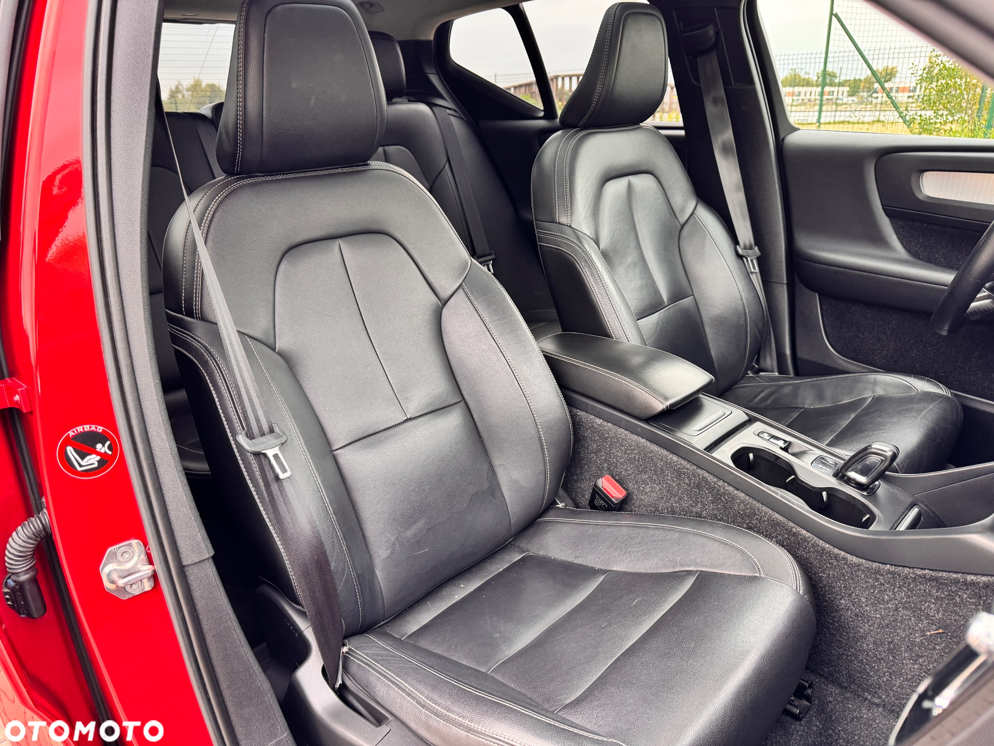 Volvo XC 40 T5 AWD Geartronic Momentum Pro - 16