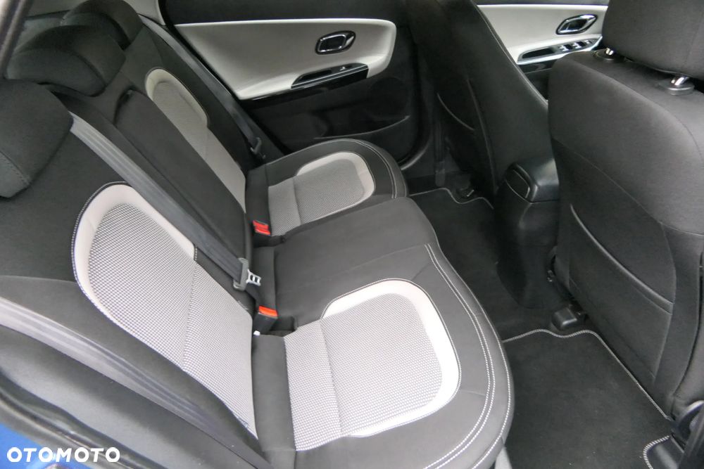 Kia Ceed 1.6 GDI Dream-Team Edition - 22
