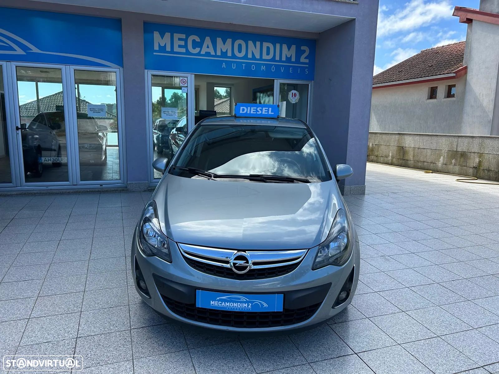 Opel Corsa 1.3 CDTi Cosmo - 1