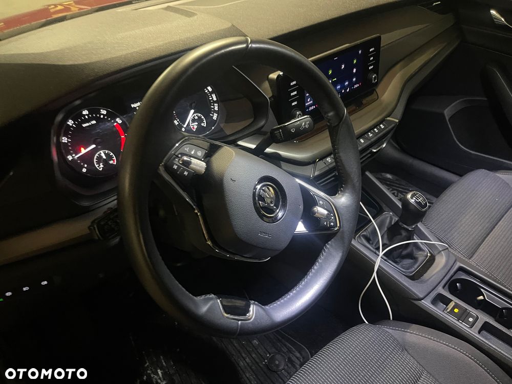 Skoda Octavia ver-1-5-tsi-act-style - 13