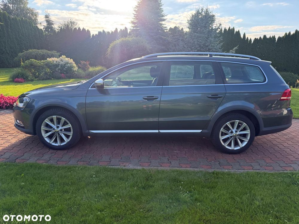 Volkswagen Passat Alltrack 2.0 TDI 4Motion DSG BlueMotion Tec - 5