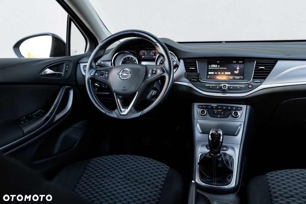 Opel Astra 1.4 Turbo Dynamic - 24