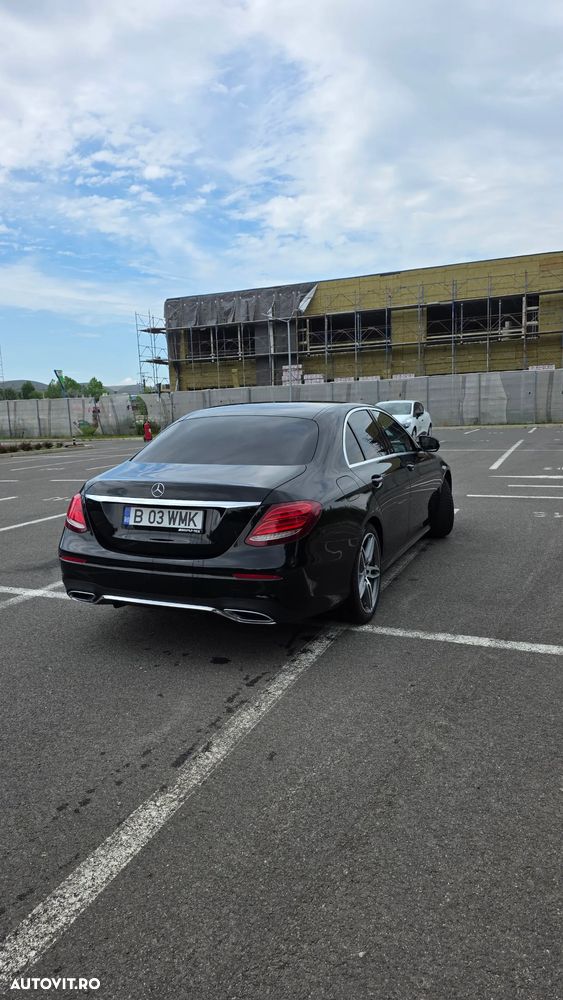 Mercedes-Benz E - 5