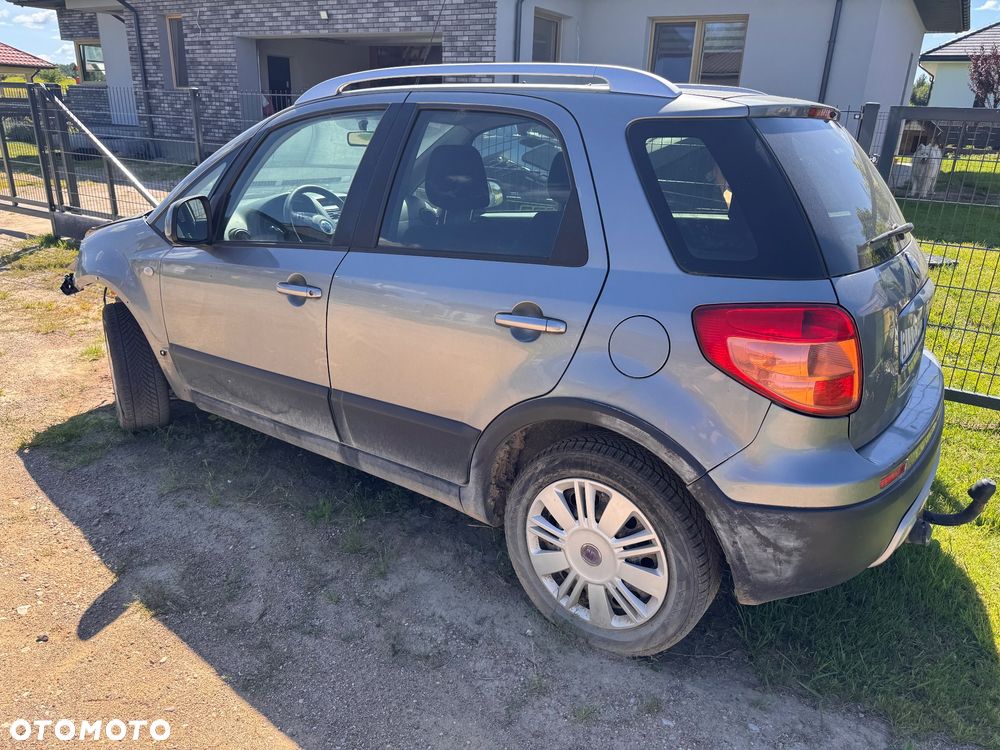 Fiat Sedici 1.9 Multijet 4x4 Emotion - 4